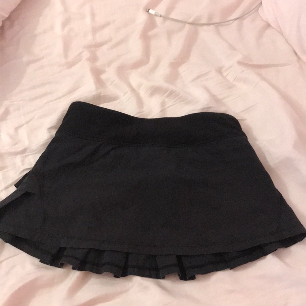Black Ivivva skirt!